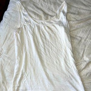 APT. 9 ESSENTIALS TANK